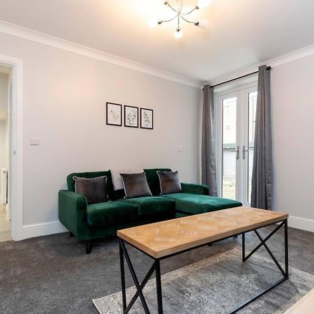 Modern 2 Bedroom Perfect For Family Friends And Workers South Shields Eksteriør billede