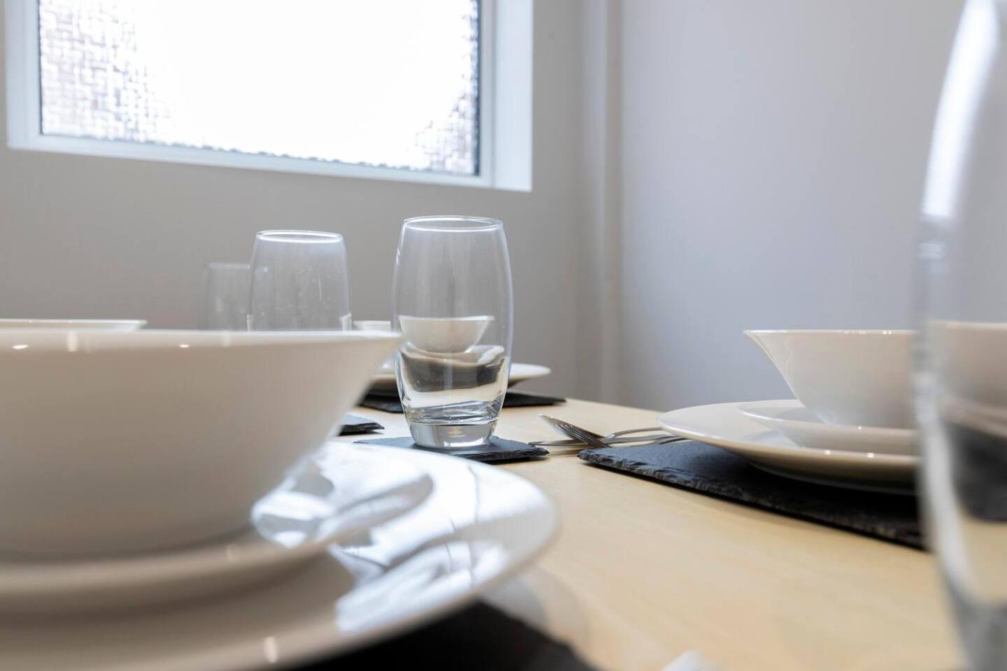 Modern 2 Bedroom Perfect For Family Friends And Workers South Shields Eksteriør billede