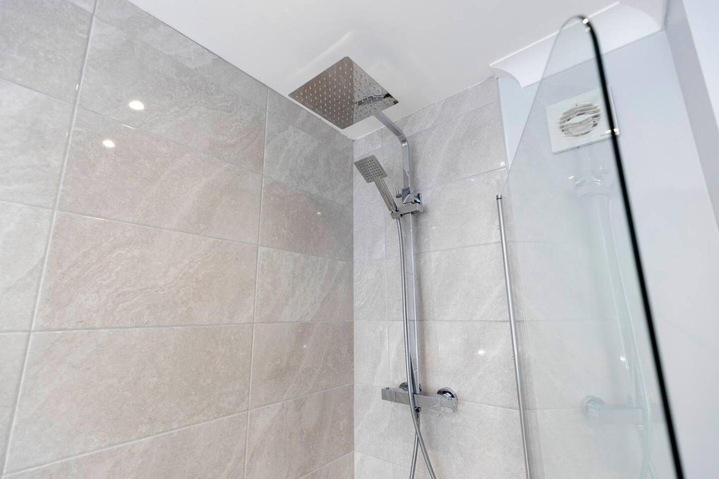 Modern 2 Bedroom Perfect For Family Friends And Workers South Shields Eksteriør billede